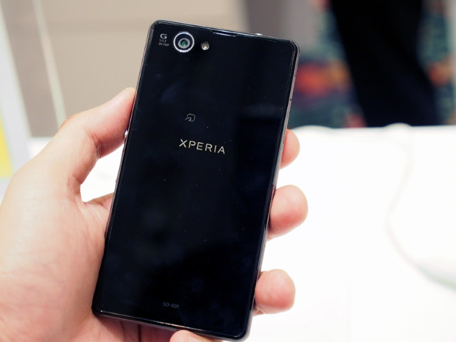 taart Voorspeller Toegepast Sony Xperia Z1 f black back — Gizmo Bolt - Exposing Technology | Social  Media & Web.